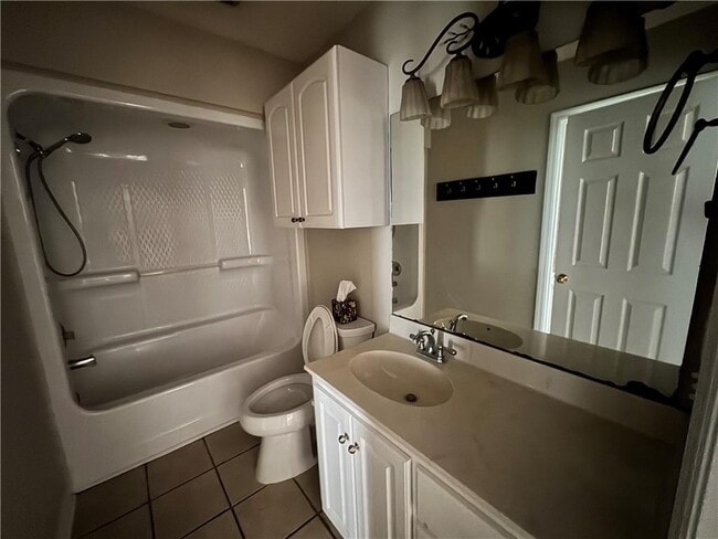 Building Photo - 183 Wood Crest Cir