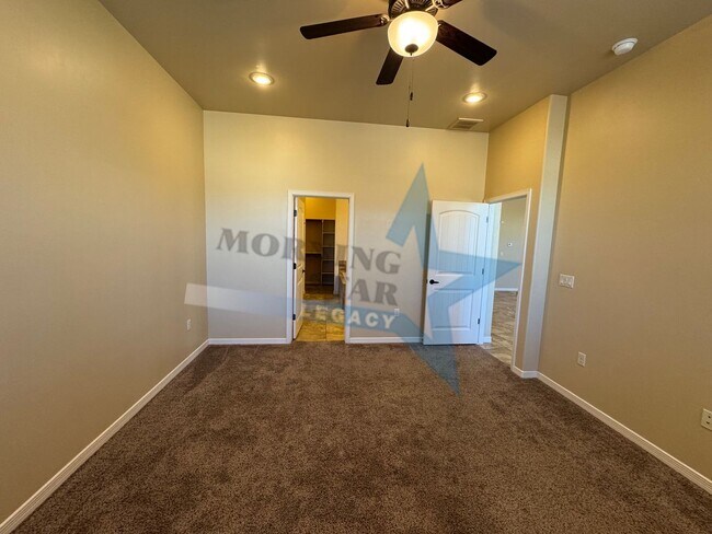 Building Photo - 3127 Agua Ladoso Ave