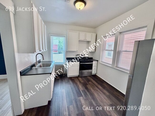 Building Photo - 639 Jackson St
