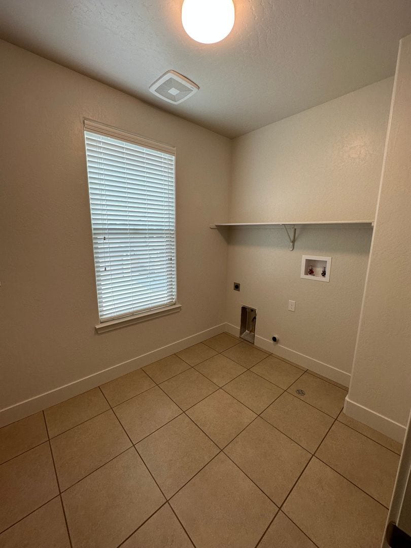 Building Photo - 3415 W Good Ave