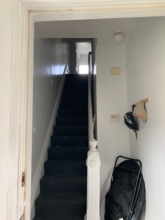 Building Photo - 308 S Neville St