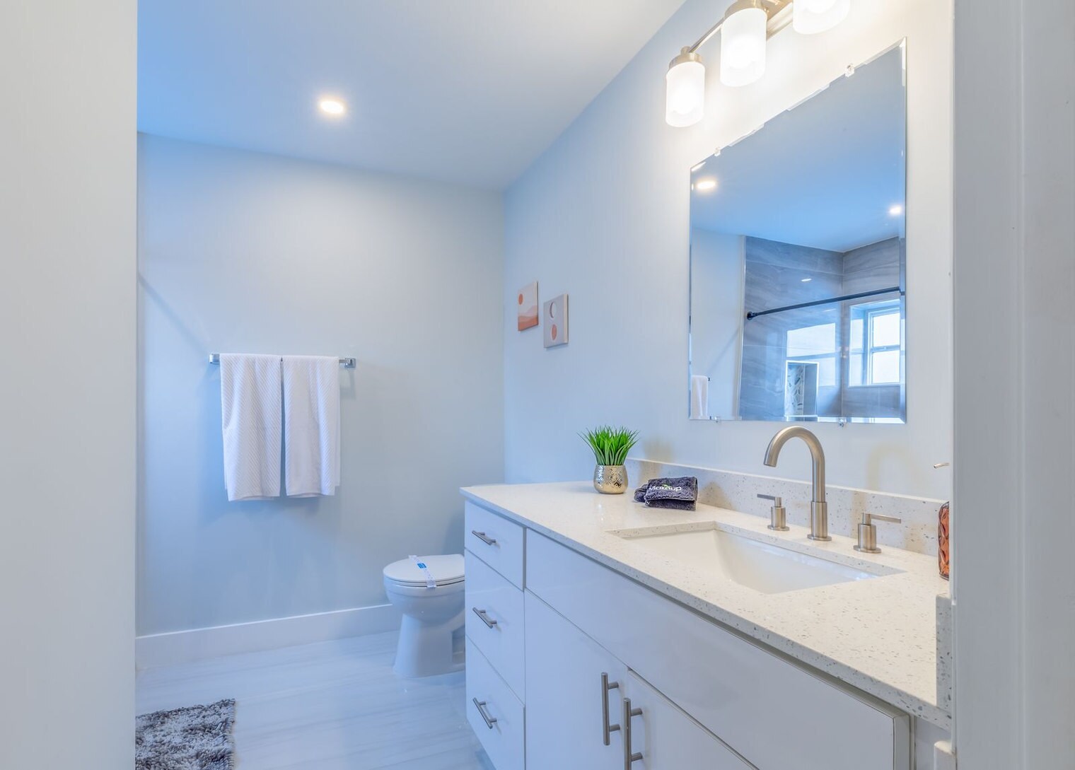 Building Photo - 6466 NW 20th St