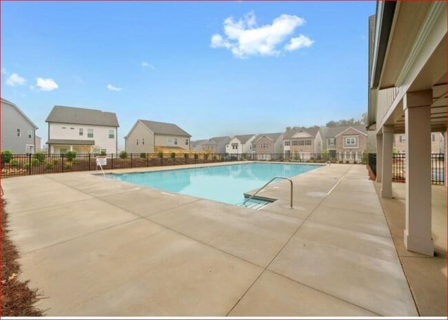 Building Photo - 5056 Silver Fox Trl