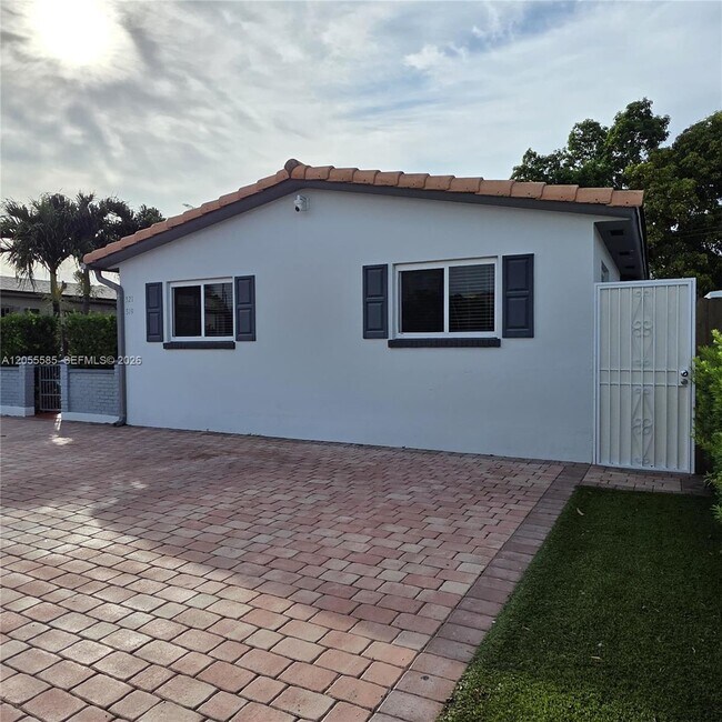 Building Photo - 319 Beacom Blvd