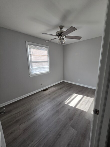 Building Photo - 804 Old Town Dr