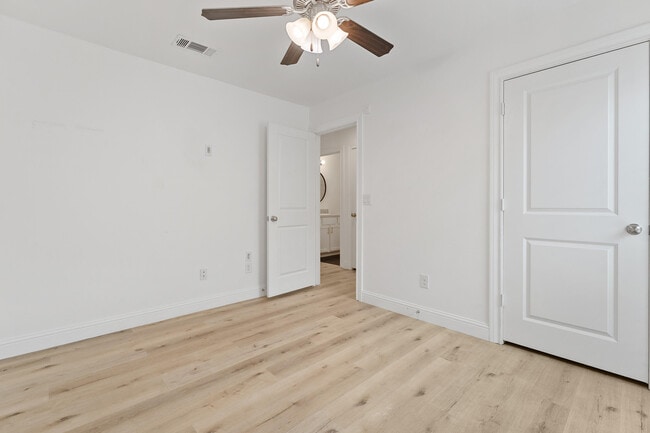Building Photo - 3110 Urbana Ave