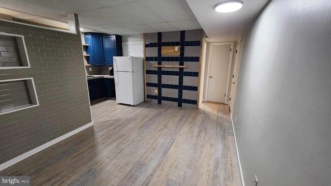 Building Photo - 7255 Moss Ln