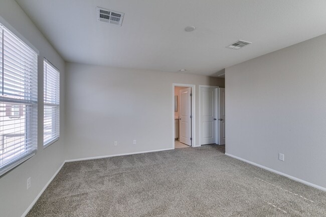 Building Photo - South West/ Mountains Edge 3 BD, 2.5 BA GATED COMMUNITY HOME