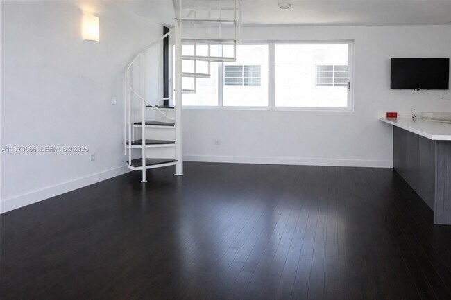 Building Photo - 421 Meridian Ave