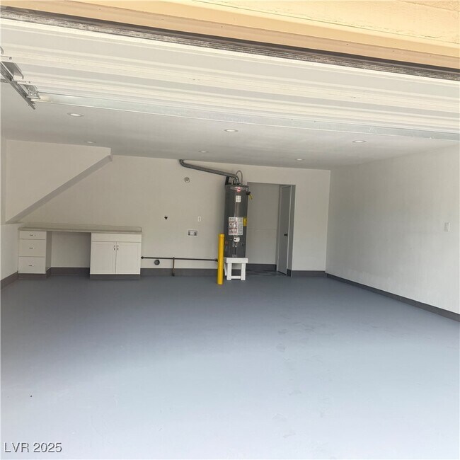 Building Photo - 508 Woodcrest Ct