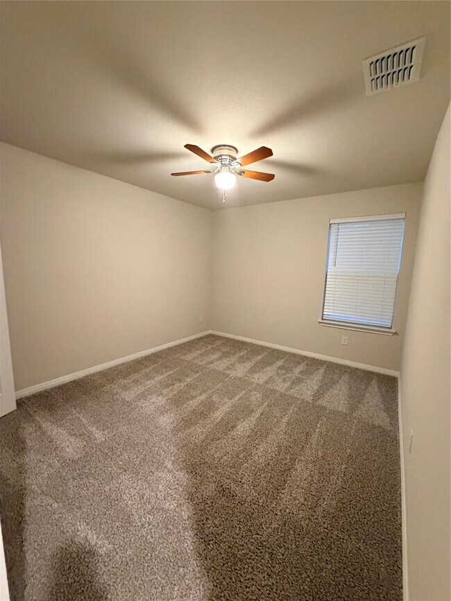 Building Photo - 1645 Settlers Glen Dr