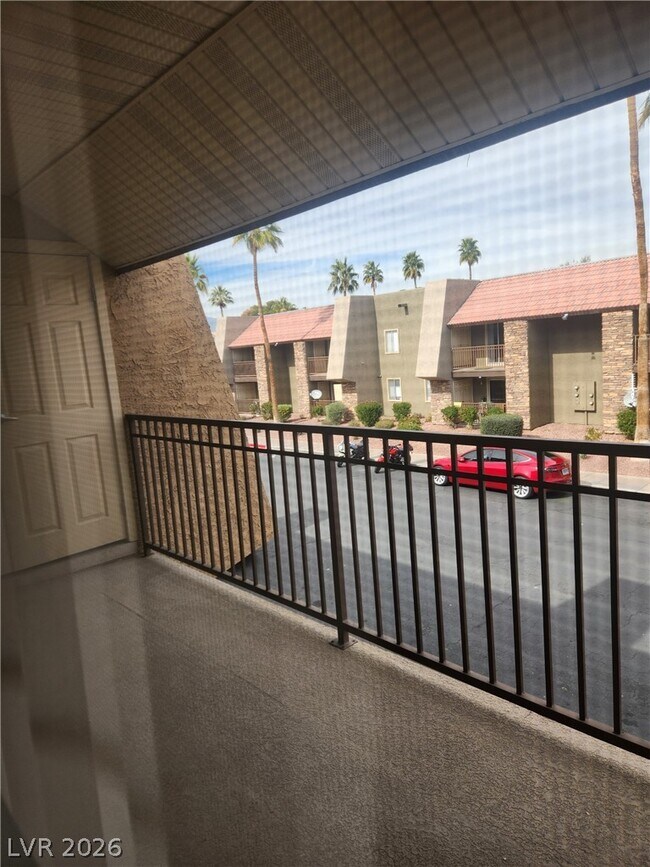 Building Photo - 5361 Indian River Dr