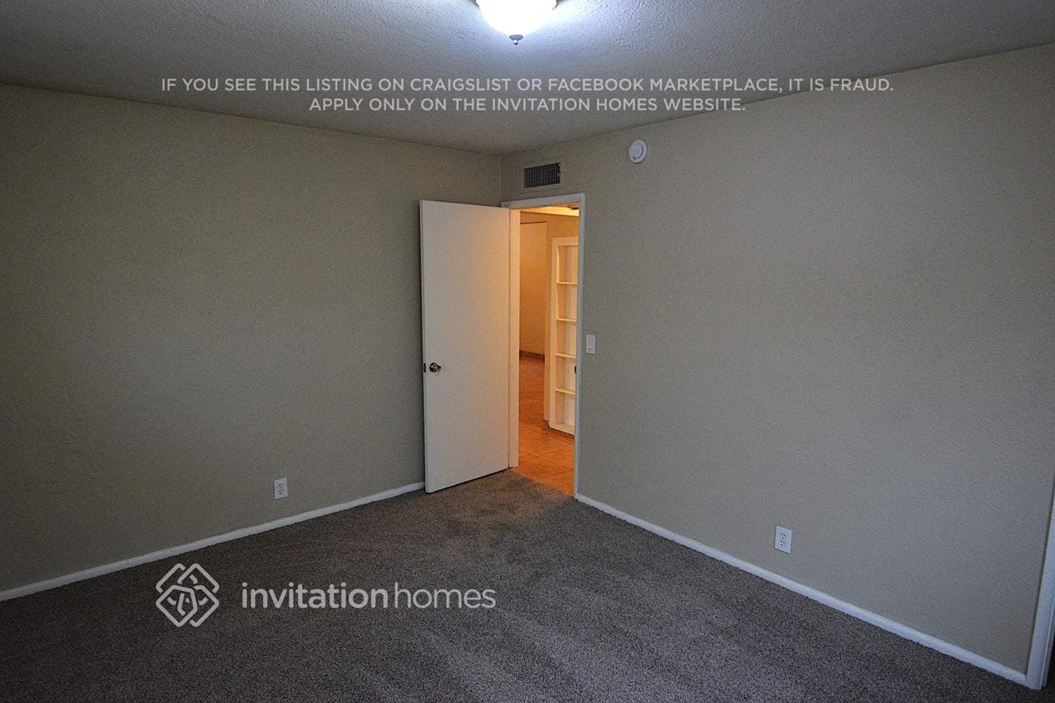 Building Photo - 4126 N Mitchell St