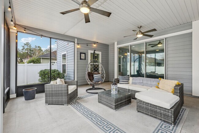 Building Photo - YOUR DREAM RENTAL HOME AWAITS!