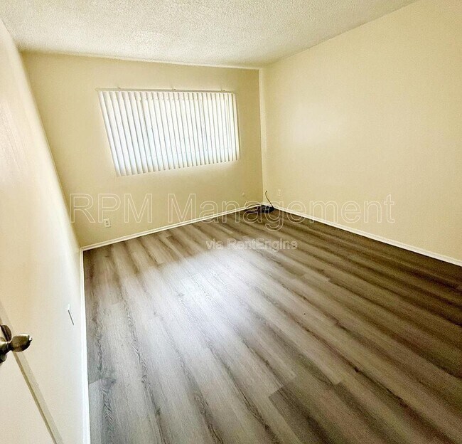 Building Photo - 6645 Etiwanda Ave