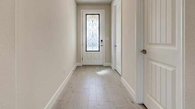 Building Photo - Brand New Home