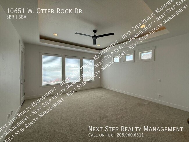 Building Photo - 10651 W Otter Rock Dr