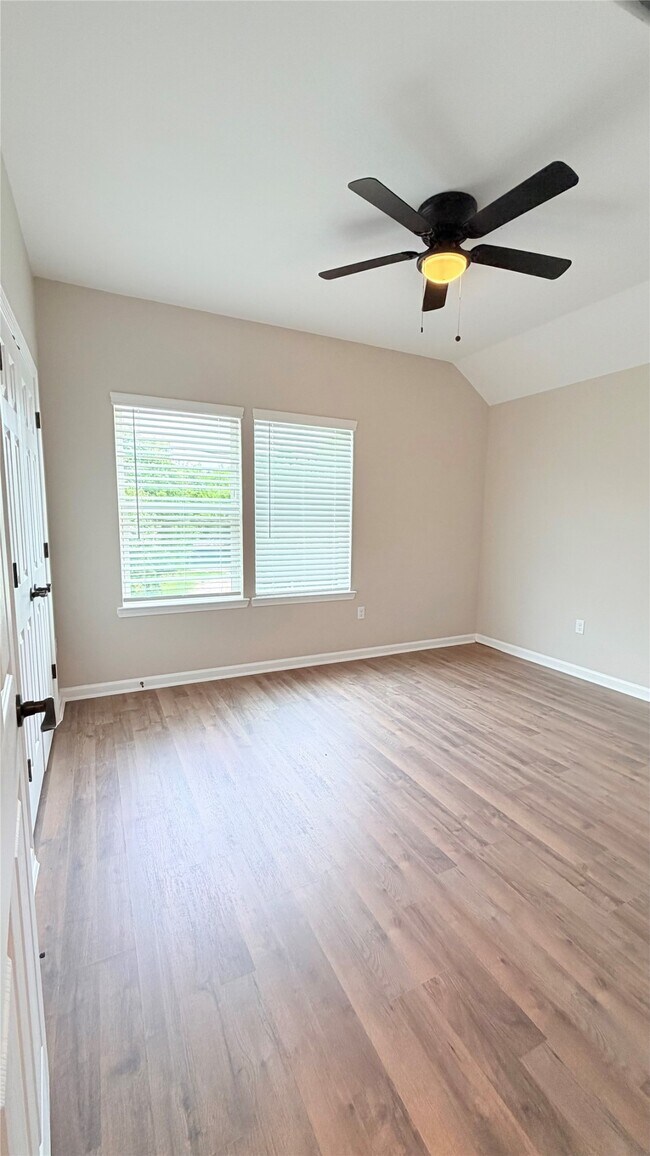 Building Photo - 7034 Smilax St