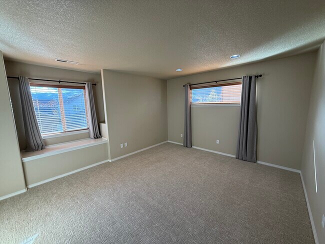 Building Photo - 20565 Sun Meadow Way