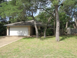 Building Photo - 1503 Serene Oaks Dr