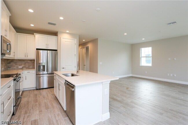 Building Photo - 2626 Seychelles Cir