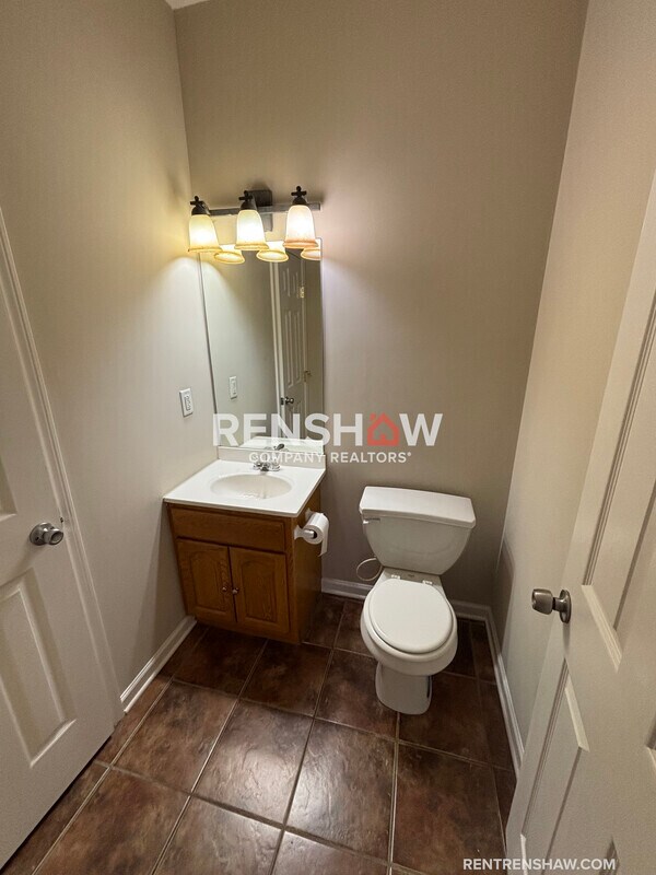 Building Photo - 152 Brighton Village Loop