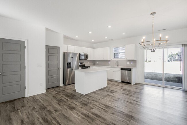 Building Photo - 747 Hadstock Path