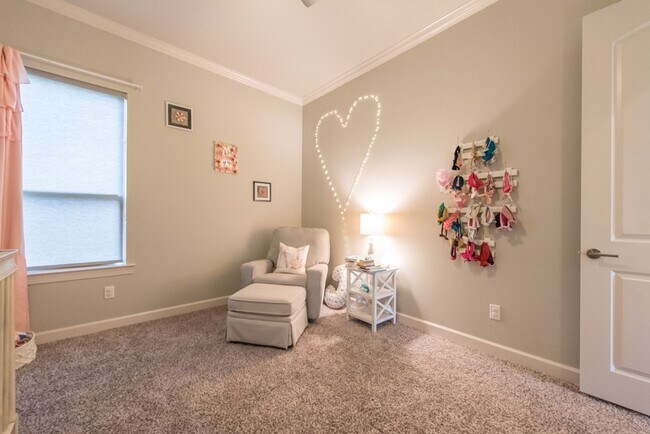 Building Photo - Sherwood Rental