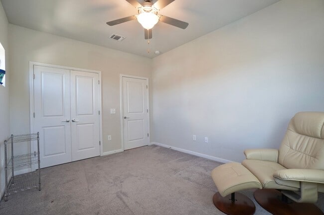Building Photo - 5501 Charles Merle Dr.
