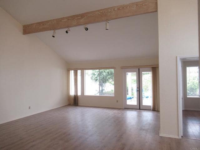Primary Photo - 4052 Aeolia Way