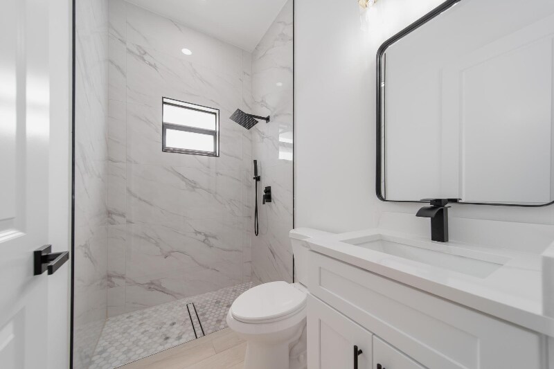 Building Photo - 539 Ladd St