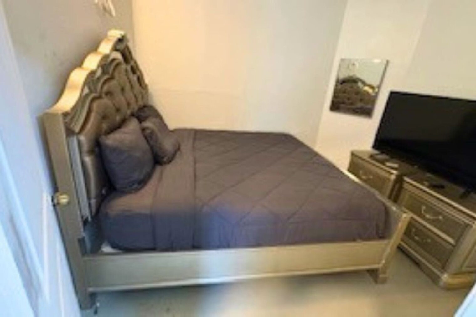 Building Photo - 13433 Topeka St