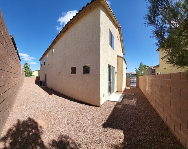 Building Photo - 8116 Retriever Ave