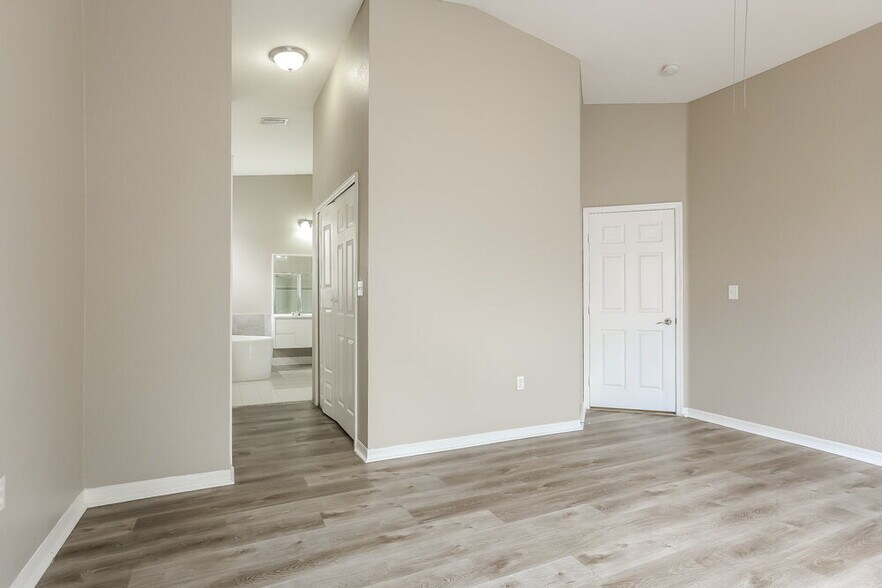 Building Photo - 13124 SW 23rd St