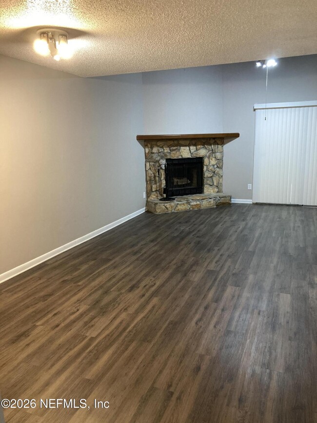 Building Photo - 8618 Colony Pine Cir