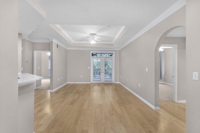 Building Photo - 5303 Bay Club Cir