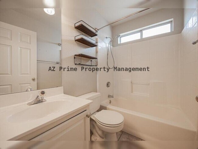 Building Photo - 7442 W Via Del Sol Dr