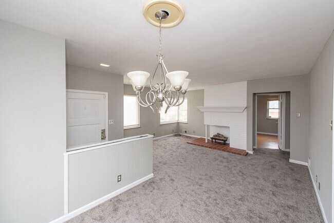 Building Photo - 3031 Irvella Pl