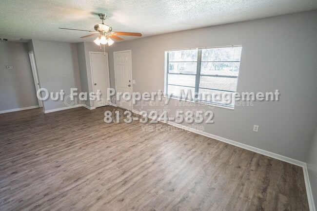 Building Photo - 6913 Mathers Ln