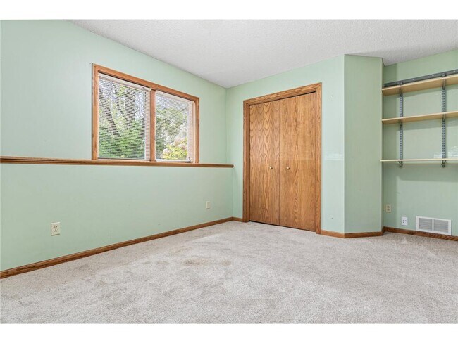 Building Photo - 8551 Flamingo Dr