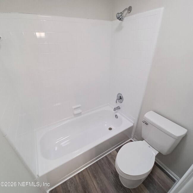 Building Photo - 1201 Douglas St