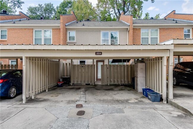 Building Photo - 3519 Nutmeg Dr