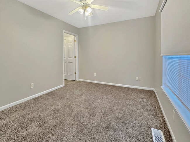 Building Photo - 2630 Weatherby Hills Dr SE