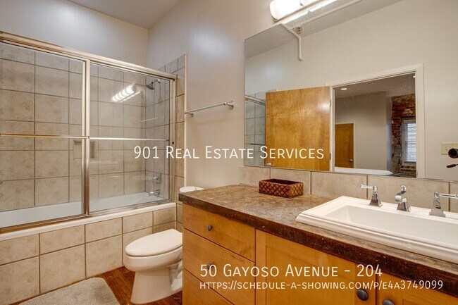 Building Photo - 50 Gayoso Ave