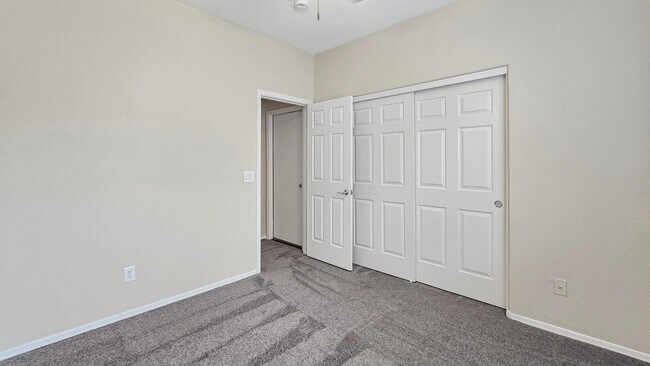 Building Photo - 13395 S 176th Ln