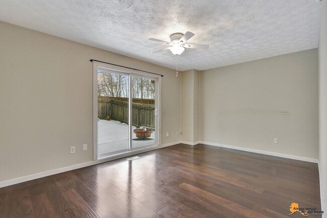 Building Photo - South Anchorage Townhouse for Rent