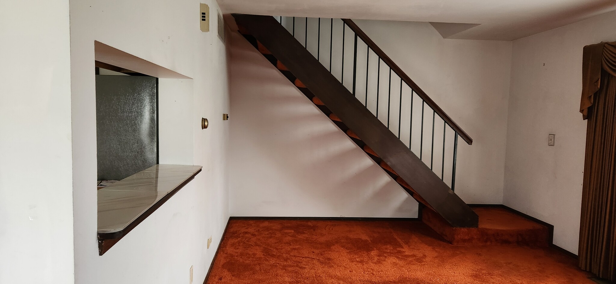 Building Photo - 322 Russet Way