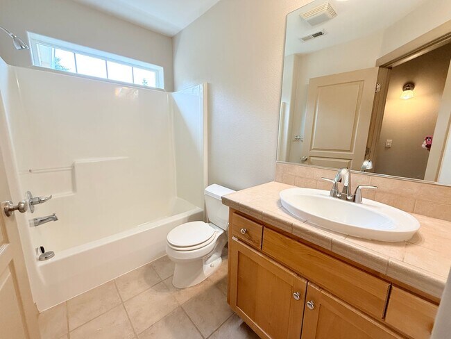 Building Photo - 9554 SW 153rd Ave