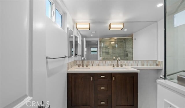 Building Photo - 1107 Loma Dr