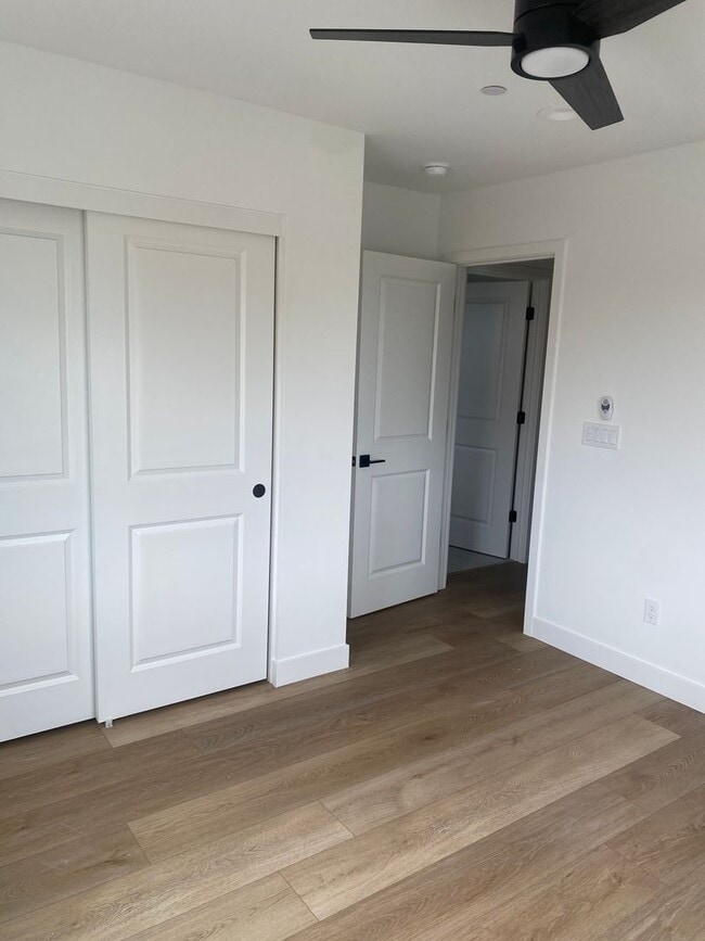 Building Photo - Stunning, Brand new 3BD/2.5BA home in Righetti Ranch